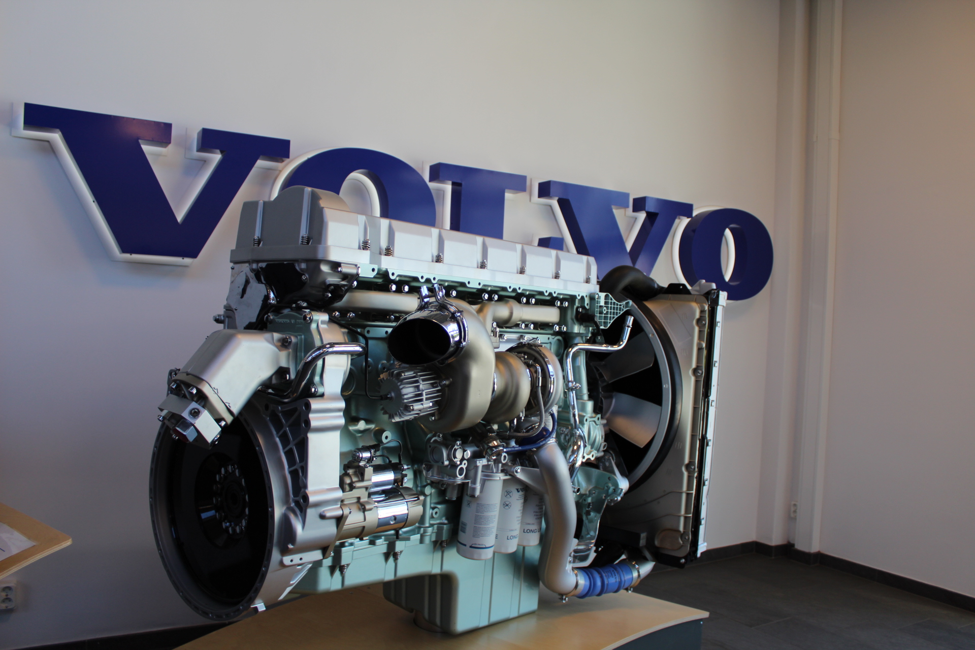 图片3：沃尔沃最新发动机产品.jpg